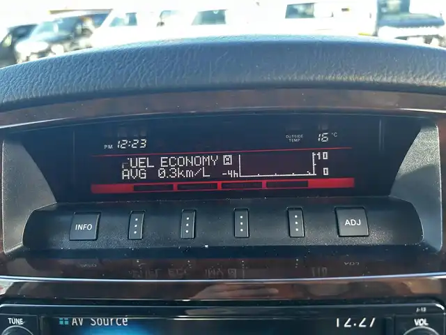 三菱 パジェロ ロング スーパーエクシード 道北・旭川 2016(平28)年 4.6万km ダイヤモンドブラックマイカ ディーゼル/ロックフォードサウンドシステム/純正ナビ/フルセグTV/バックカメラ/オープンカントリータイヤ/レザーシート/前席シートヒーター/クルーズコントロール/オートマチックハイビーム/社外アルミ付スタッドレスタイヤ積込/ETC