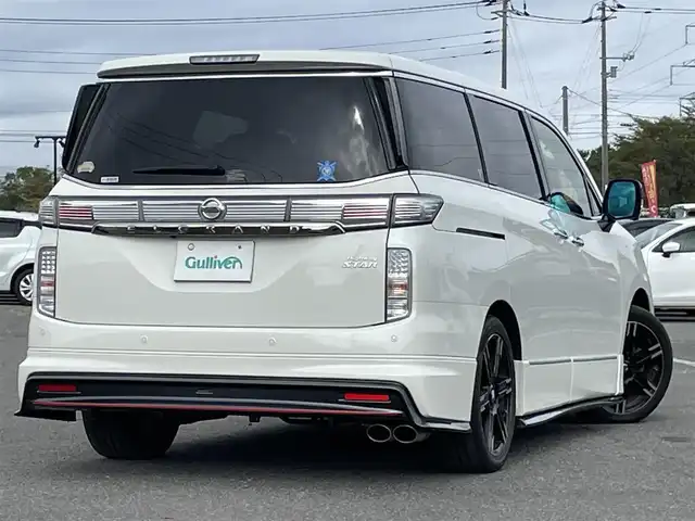 日産 エルグランド 350ハイウェイスター プレミアム 道央・札幌 2017(平29)年 4.7万km ブリリアントホワイトパール ４WD/nismoエアロ/BOSEサウンドシステム/純正メーカーナビ/CD/DVD/BT/フルセグ/エマージェンシーブレーキ/横滑り防止装置/レーダークルーズコントロール/クリアランスソナー/アラウンドビューモニター/ビルトインETC/ドライブレコーダー/ECOMODE/両側パワースライドドア/パワーバックドア/前席シートヒーター/オットマン/レザーシート/革巻きステアリング/ステアリングリモコン/プッシュスタート/スマートキー/LEDヘッドライト/オートライト/フォグランプ/電動格納ミラー/ウィンカーミラー/純正フロアマット/スペアキー