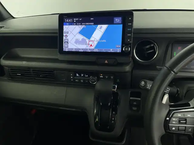 ホンダ Ｎ ＢＯＸ カスタム ターボ 鹿児島県 2023(令5)年 2.6万km ミッドナイトブルービームM 純正9インチナビ/（AM/FM/CD/DVD/AppleCarPlay）/全周囲カメラ/パドルシフト/両側パワースライドドア/シートヒーター/ハーフレザーシート/オートブレーキホールド/ホンダセンシング/レーダークルーズコントロール/レーンキープアシスト/オートハイビーム/オートライト/スマートキー/コーナーセンサー/LEDヘッドライト/純正フロアマット