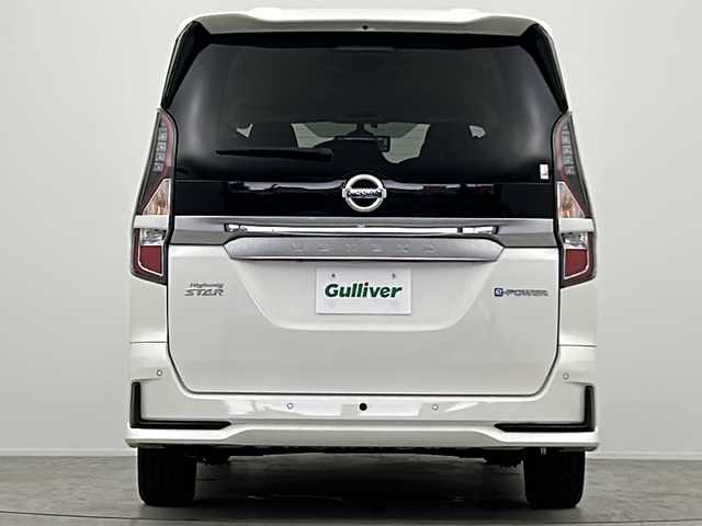 日産 セレナ e－パワー ハイウェイスター V 大阪府 2022(令4)年 1.3万km パール セーフティパックB/プロパイロット/純正10インチSDナビ【MM512D-L】/【AM/FM/CD/DVD/Bluetooth/フルセグTV】/純正11インチフリップダウンモニター/前方ドライブレコーダー【DH5-D】/インテリジェントルームミラー/アラウンドビューモニター/前後コーナーセンサー/ETC/オートライト/両側パワースライドドア/電格ウィンカーミラー/ドアバイザー/純正16インチAW/社外フロアマット/カーテンエアバッグ/スペアキー×1