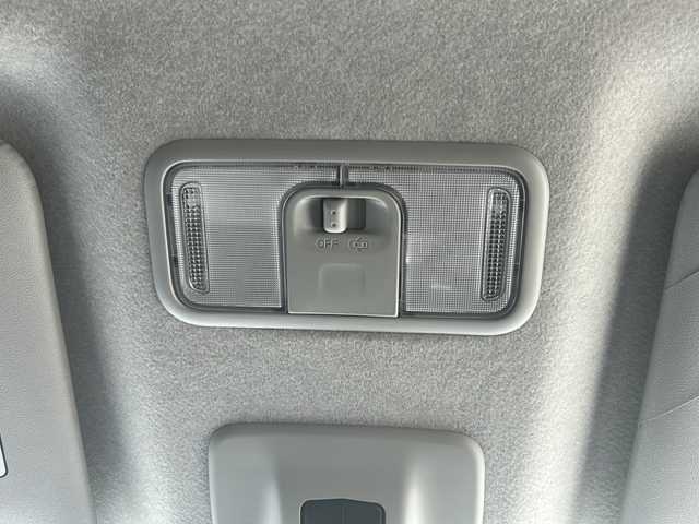 ダイハツ トール カスタムG ターボ 沖縄県 2024(令6)年 0.4万km ブラックマイカメタリック 9インチディスプレイオーディオ・TV・Bluetooth/全方位カメラ/両側パワースライドドア/オートライト/衝突軽減システム/コーナーセンサー/オートホールド/リアロールサンシェード/ステアリングスイッチ/電動格納ミラー/LEDヘッドライト/純正アルミ