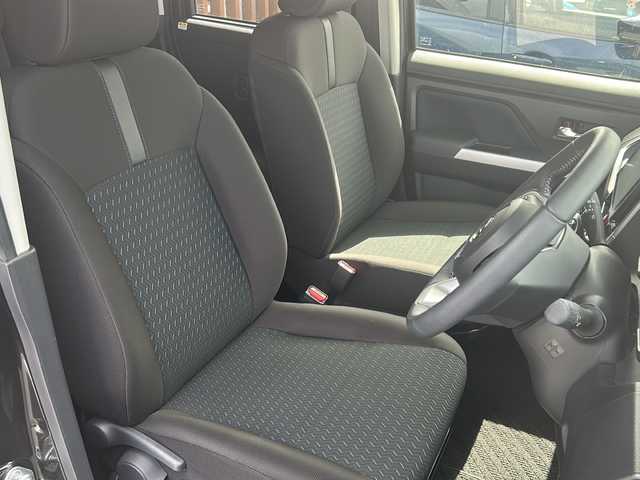 ダイハツ トール カスタムG ターボ 沖縄県 2024(令6)年 0.4万km ブラックマイカメタリック 9インチディスプレイオーディオ・TV・Bluetooth/全方位カメラ/両側パワースライドドア/オートライト/衝突軽減システム/コーナーセンサー/オートホールド/リアロールサンシェード/ステアリングスイッチ/電動格納ミラー/LEDヘッドライト/純正アルミ