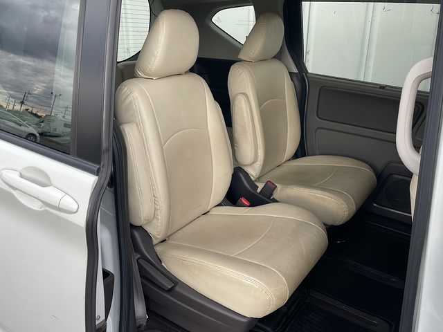 ホンダ フリード ハイブリット G ホンダセンシング 福井県 2018(平30)年 5.1万km ホワイトオーキッドパール 外部検査実施済み/純正メモリナビ＆フルセグＴＶ【VXM-187VFNi】/　（ＤＶＤ＆ＣＤ＆ＭＳＶ＆ＢＴ＆ＵＳＢ）/フリップダウンモニター/バックカメラ/ビルトインＥＴＣ/前方ドライブレコーダー/衝突軽減ブレーキ/レーンアシスト/レーダークルーズコントロール/先行車発進告知/標識認識機能/アイドリングストップ/革調シートカバー/両側パワースライドドア/オートライト/ＬＥＤライト/電動格納ミラー/スマートキー/プッシュスタート/Ｗエアバッグ/横滑り防止装置/盗難防止装置/ＡＢＳ/ドアバイザー/フロアマット/新車保証書/取扱説明書/スマートスペアキー有