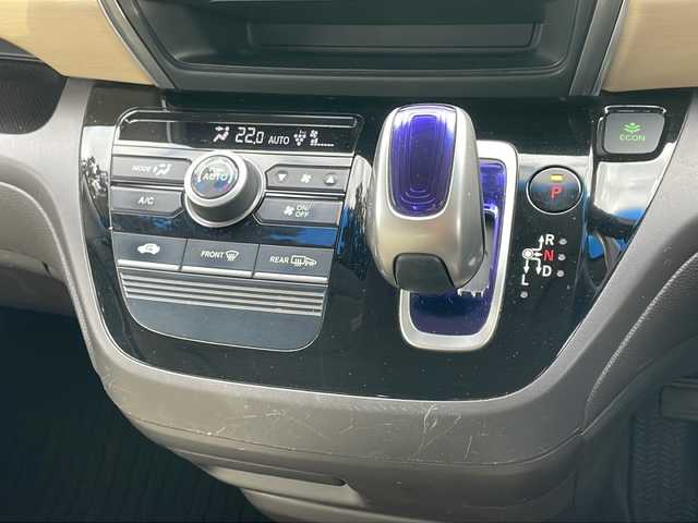 ホンダ フリード ハイブリット G ホンダセンシング 福井県 2018(平30)年 5.1万km ホワイトオーキッドパール 外部検査実施済み/純正メモリナビ＆フルセグＴＶ【VXM-187VFNi】/　（ＤＶＤ＆ＣＤ＆ＭＳＶ＆ＢＴ＆ＵＳＢ）/フリップダウンモニター/バックカメラ/ビルトインＥＴＣ/前方ドライブレコーダー/衝突軽減ブレーキ/レーンアシスト/レーダークルーズコントロール/先行車発進告知/標識認識機能/アイドリングストップ/革調シートカバー/両側パワースライドドア/オートライト/ＬＥＤライト/電動格納ミラー/スマートキー/プッシュスタート/Ｗエアバッグ/横滑り防止装置/盗難防止装置/ＡＢＳ/ドアバイザー/フロアマット/新車保証書/取扱説明書/スマートスペアキー有