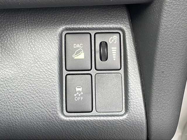 トヨタ ヴァンガード 240S 青森県 2011(平23)年 5.7万km ホワイトパールクリスタルシャイン ・4WD/・スマートキー/・社外ナビ/・ワンセグ/・バックカメラ/・社外17AW/・ETC/・ドライブレコーダー/・保証書・取説あり