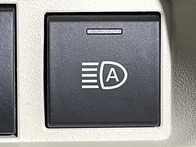 トヨタ シエンタ ハイブリッド Z 広島県 2022(令4)年 4.8万km ホワイトパールクリスタルシャイン 禁煙車/純正10.5型ディスプレイオーディオ/バックカメラ/モデリスタエアロ/レーダークルーズコントロール/両側パワースライドドア/１５００Ｗ給電/アダブティブＬＥＤヘッドライト/ＥＴＣ/ドラレコ/衝突軽減/レーンキープ/踏み間違い防止/オートマチックハイビーム/純正15インチホイールキャップ(185/65/R15)/エアバッグ(運転席/助手席サイド/カーテン)