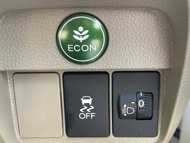 ホンダ Ｎ ＯＮＥ G 兵庫県 2014(平26)年 6.5万km プレミアムホワイトパール 社外オーディオ（AM/FM/CD/AUX)/ヘッドライトレベラーザー/横滑り防止/アイドリングストップ/ドライブレコーダー/純正マット/スマートキー/電格ミラー