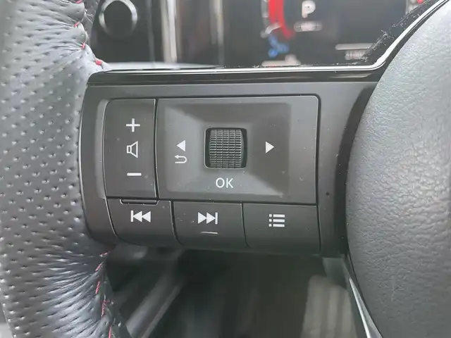 日産 オーラ ニスモ 埼玉県 2022(令4)年 2.2万km スーパーブラック ・ワンオーナー/・純正ナビ/・アラウンドビューモニター/・クルコン/・シートヒーター/・ドラレコ/・ETC