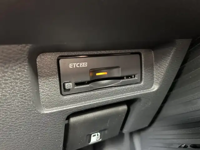 日産 オーラ ニスモ 埼玉県 2022(令4)年 2.2万km スーパーブラック ・ワンオーナー/・純正ナビ/・アラウンドビューモニター/・クルコン/・シートヒーター/・ドラレコ/・ETC