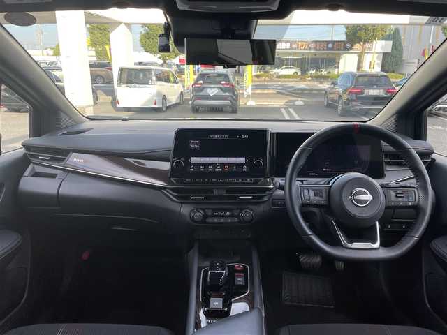 日産 オーラ ニスモ 埼玉県 2022(令4)年 2.2万km スーパーブラック ・ワンオーナー/・純正ナビ/・アラウンドビューモニター/・クルコン/・シートヒーター/・ドラレコ/・ETC