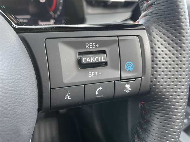 日産 オーラ ニスモ 埼玉県 2022(令4)年 2.2万km スーパーブラック ・ワンオーナー/・純正ナビ/・アラウンドビューモニター/・クルコン/・シートヒーター/・ドラレコ/・ETC