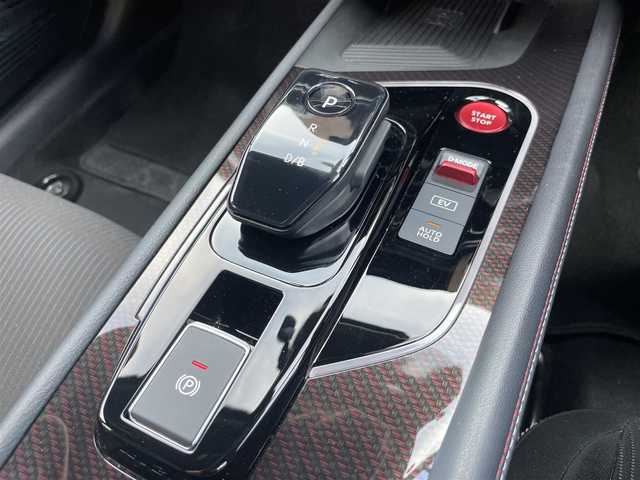 日産 オーラ ニスモ 埼玉県 2022(令4)年 2.2万km スーパーブラック ・ワンオーナー/・純正ナビ/・アラウンドビューモニター/・クルコン/・シートヒーター/・ドラレコ/・ETC