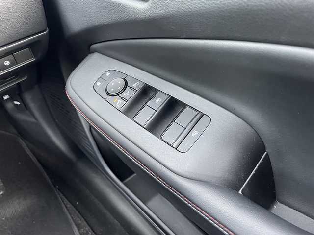 日産 オーラ ニスモ 埼玉県 2022(令4)年 2.2万km スーパーブラック ・ワンオーナー/・純正ナビ/・アラウンドビューモニター/・クルコン/・シートヒーター/・ドラレコ/・ETC