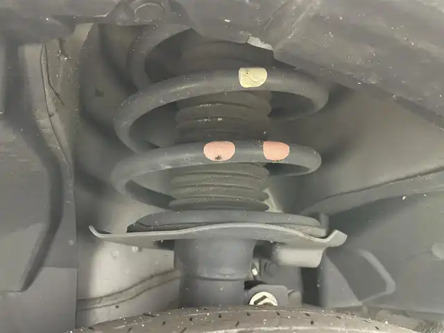 日産 セレナ ハイウェイスター V 岡山県 2022(令4)年 3.8万km ブリリアントホワイトパール 2トーン 純正１１インチフリップダウンモニター/純正１０インチナビ/デジタルインナーミラー/プロパイロット/アラウンドビューモニター/衝突軽減ブレーキ/純正ドライブレコーダー（前後）/両側パワースライドドア/ＬＥＤヘッドライト/ビルトインETC/ブラインドスポットモニター/オートブレーキホールド/取扱説明書/ナビ取扱説明書