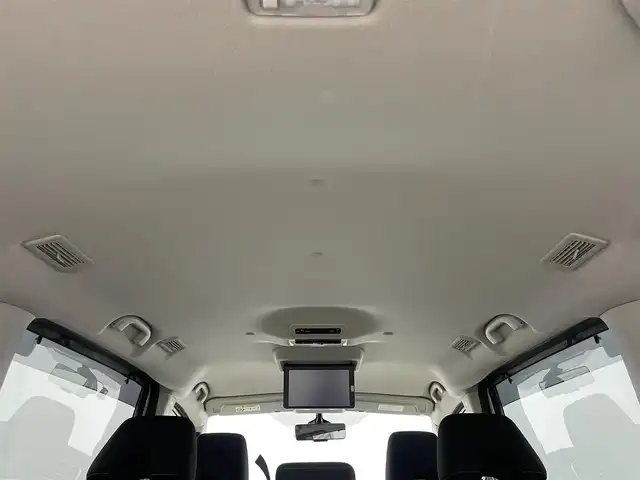 日産 セレナ ハイウェイスター V 岡山県 2022(令4)年 3.8万km ブリリアントホワイトパール 2トーン 純正１１インチフリップダウンモニター/純正１０インチナビ/デジタルインナーミラー/プロパイロット/アラウンドビューモニター/衝突軽減ブレーキ/純正ドライブレコーダー（前後）/両側パワースライドドア/ＬＥＤヘッドライト/ビルトインETC/ブラインドスポットモニター/オートブレーキホールド/取扱説明書/ナビ取扱説明書