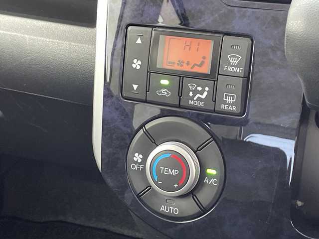 ダイハツ タント カスタム X トップED SA Ⅲ 千葉県 2017(平29)年 4万km パールホワイトⅢ 社外ナビ/　DVD/フルセグTV/Bluetooth/スマートアシスト/衝突軽減ブレーキ/オートハイビーム/運転席シートヒーター/ハーフレザーシート/前方ドラレコ/ＥＴＣ/バックカメラ/ＬＥＤライト/フォグランプ/ロールサンシェード/フロアマット/ドアバイザー