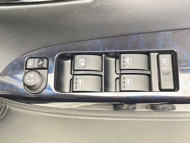 ダイハツ タント カスタム X トップED SA Ⅲ 千葉県 2017(平29)年 4万km パールホワイトⅢ 社外ナビ/　DVD/フルセグTV/Bluetooth/スマートアシスト/衝突軽減ブレーキ/オートハイビーム/運転席シートヒーター/ハーフレザーシート/前方ドラレコ/ＥＴＣ/バックカメラ/ＬＥＤライト/フォグランプ/ロールサンシェード/フロアマット/ドアバイザー