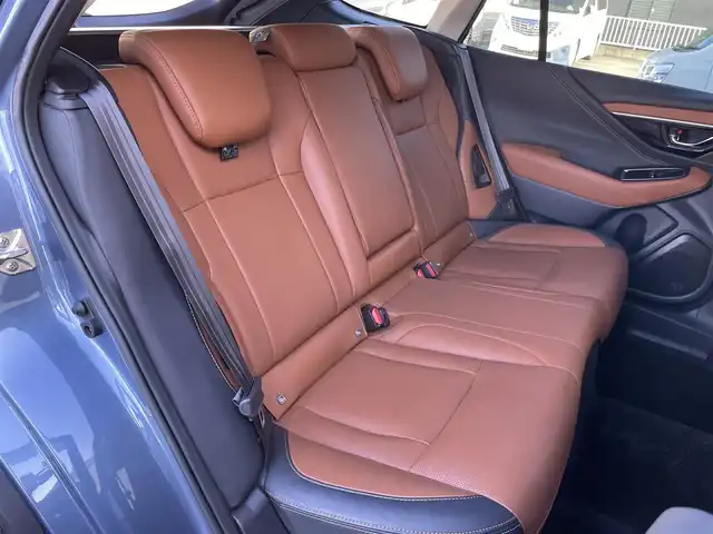 スバル アウトバック リミテッドEX 群馬県 2022(令4)年 7.3万km ストームグレーメタリック 純正１１型ナビ　/ハーマンカードン　/茶革　/フルセグ・Ｂｌｕｅｔｏｏｔｈ・スマホ接続　/アイサイトＸ　/電動リアドア　/シートヒーター　/ハンドルヒーター　/衝突軽減/ハンドル支援　/ＢＳＭ　/前・側方・バックカメラ　/ドラレコ/純正フロアマット