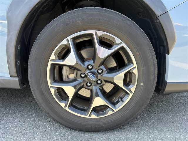 スバル インプレッサ ＸＶ 1．6i－L アイサイト 大阪府 2018(平30)年 6.8万km クールグレーカーキ 純正7インチナビ/AM FM CD DVD BT/フルセグ/ETC2.0/アイサイト/全車速追従機能付クルーズコントロール/レーンキープ/SRH/SRVD/電動パーキングブレーキ/X-MODE/パドルシフト/LEDヘッドライト/スマートキー/プッシュスタート