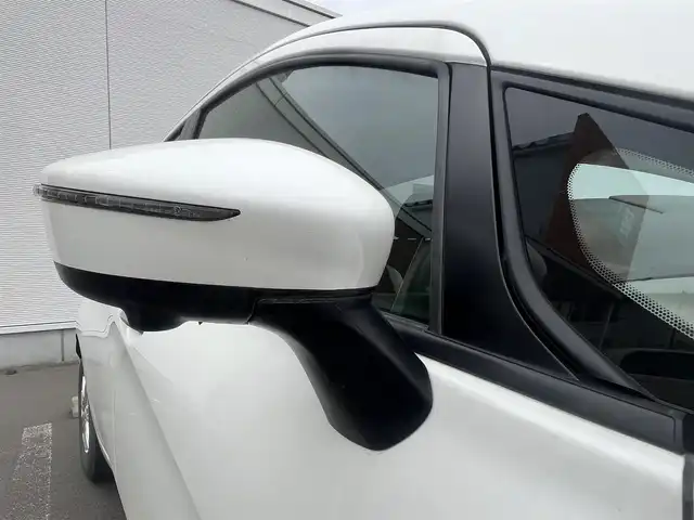 日産 ノート e－パワー X FOUR 秋田県 2018(平30)年 4.8万km ブリリアントホワイトパール 純正ナビ/衝突軽減システム/４WD/スマートキー/バックカメラ/コーナーセンサー/クルーズコントロール/アイドリングストップ/レーンキープアシスト/プッシュスタート/社外アルミ/純正フロアマット/純正ドアバイザー/ステアリングスイッチ/横滑り防止/オートエアコン/オートライト/パワーウィンドウ/パワーステアリング/電動格納ウィンカーミラー