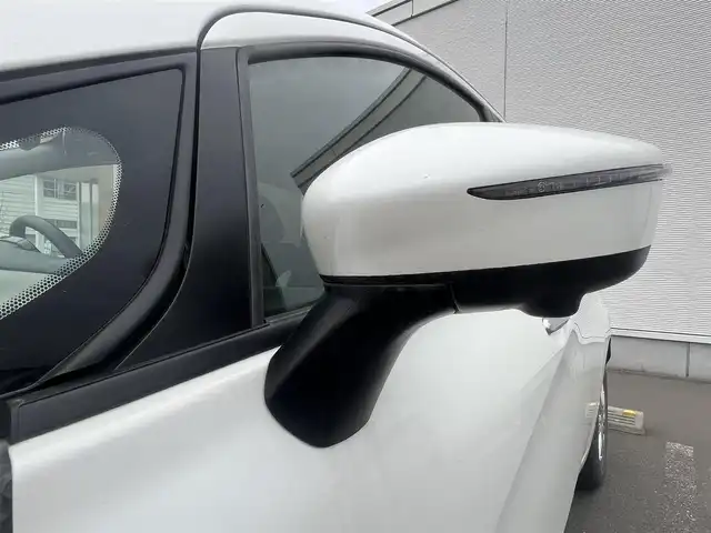 日産 ノート e－パワー X FOUR 秋田県 2018(平30)年 4.8万km ブリリアントホワイトパール 純正ナビ/衝突軽減システム/４WD/スマートキー/バックカメラ/コーナーセンサー/クルーズコントロール/アイドリングストップ/レーンキープアシスト/プッシュスタート/社外アルミ/純正フロアマット/純正ドアバイザー/ステアリングスイッチ/横滑り防止/オートエアコン/オートライト/パワーウィンドウ/パワーステアリング/電動格納ウィンカーミラー