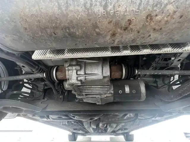 日産 ノート e－パワー X FOUR 秋田県 2018(平30)年 4.8万km ブリリアントホワイトパール 純正ナビ/衝突軽減システム/４WD/スマートキー/バックカメラ/コーナーセンサー/クルーズコントロール/アイドリングストップ/レーンキープアシスト/プッシュスタート/社外アルミ/純正フロアマット/純正ドアバイザー/ステアリングスイッチ/横滑り防止/オートエアコン/オートライト/パワーウィンドウ/パワーステアリング/電動格納ウィンカーミラー