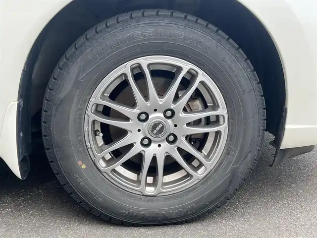 日産 ノート e－パワー X FOUR 秋田県 2018(平30)年 4.8万km ブリリアントホワイトパール 純正ナビ/衝突軽減システム/４WD/スマートキー/バックカメラ/コーナーセンサー/クルーズコントロール/アイドリングストップ/レーンキープアシスト/プッシュスタート/社外アルミ/純正フロアマット/純正ドアバイザー/ステアリングスイッチ/横滑り防止/オートエアコン/オートライト/パワーウィンドウ/パワーステアリング/電動格納ウィンカーミラー