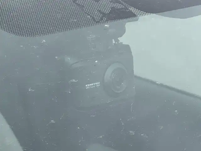日産 ノート e－パワー X FOUR 秋田県 2018(平30)年 4.8万km ブリリアントホワイトパール 純正ナビ/衝突軽減システム/４WD/スマートキー/バックカメラ/コーナーセンサー/クルーズコントロール/アイドリングストップ/レーンキープアシスト/プッシュスタート/社外アルミ/純正フロアマット/純正ドアバイザー/ステアリングスイッチ/横滑り防止/オートエアコン/オートライト/パワーウィンドウ/パワーステアリング/電動格納ウィンカーミラー