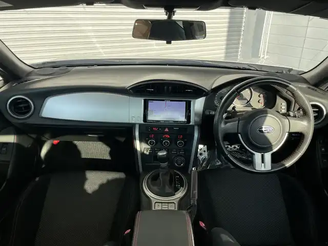 スバル ＢＲＺ S 茨城県 2012(平24)年 13.2万km サテンホワイトパール (株)IDOMが運営する【じしゃロン水戸店】の自社ローン専用車両になりますこちらは現金またはオートローンご利用時の価格です。自社ローンご希望の方は別途その旨お申付け下さい/社外ナビ/バックカメラ/ETC/フルセグTV/Bluetooth audio/パドルシフト/デュアルオートエアコン
