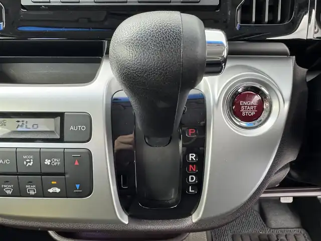 ホンダ Ｎ ＷＧＮ カスタム G Lパッケージ 愛知県 2016(平28)年 3.8万km プレミアムベルベットパープル・パール 純正ナビ/（フルセグ／ＢＴ／ＣＤ／ＤＶＤ）　/クルーズコントロール　/バックモニター　/横滑り防止　/ハーフレザーシート（ブラック）　/ドライブレコーダー　/オートライト　/電動格納ミラー　/純正ＡＷ　/スマートキー