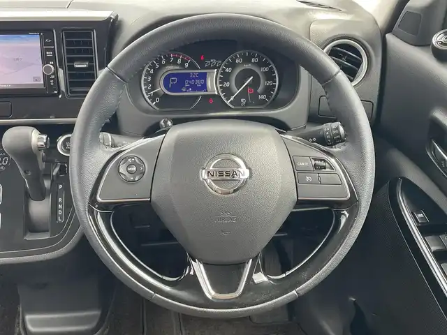 日産 デイズ ルークス ハイウェイスター Gターボ 滋賀県 2018(平30)年 4.1万km アッシュブラウンM 純正SDナビ/・フルセグTV/・CD DVD /・Bluetooth/アラウンドビューモニター/衝突軽減ブレーキ/車線逸脱警報/横滑り防止/両側パワースライドドア/アイドリングストップ/プッシュスタート/スマートキー/革巻きステアリング/ステアリングリモコン/純正ドライブレコーダー/ETC/純正フロアマット/LEDヘッドライト/オートライト/オートマチックハイビーム/純正15インチAW