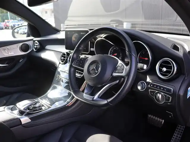 メルセデス・ベンツ ＧＬＣ２２０ d 4マチック クーペ スポーツ 長野県 2018(平30)年 5.5万km オブシディアンブラック レーダーセーフティＰＫＧ　/アルカンターラレザー　/純正ナビＴＶ　/３６０°カメラ　/ヘッドアップＤ　/ディストロニック　/衝突軽減Ｂ　/ＬＫＡ　/ＢＳＭ　/パワーシート／ヒーター　/パワーバックドア　/純１９ＡＷ　/ＬＥＤ