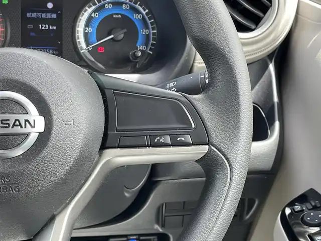 日産 デイズ X 宮崎県 2022(令4)年 3.8万km ブラック エマージェンシーブレーキ/純正9型ナビ/Bluetooth DVD フルセグ/アラウンドビューモニター/純正14インチホイール/ステアリングスイッチ/ウインカーミラー/コーナーセンサー/オートライトコントロール/ヘッドライトレベライザー/スマートキー/エンジンプッシュスタート/電動格納ミラー/保証書/取扱説明書