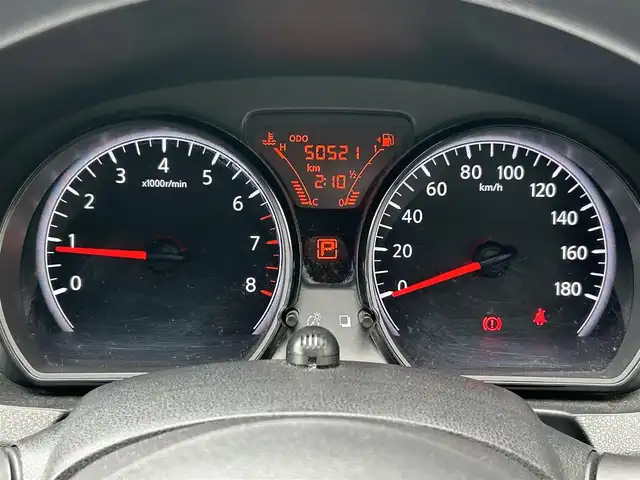 日産 ノート X 佐賀県 2018(平30)年 5.1万km ガーネットレッド エマージェンシーブレーキ　/純正SDナビ　/・アラウンドビューモニター/・フルセグTV/CD/DVD/Bluetooth/前後コーナーセンサー　　/オートライト　/ＥＴＣ　/プッシュスタート/オートライト　/助手席回転シート/電動格納ミラー/ドアバイザー/ISOFIX/取扱説明書/保証書
