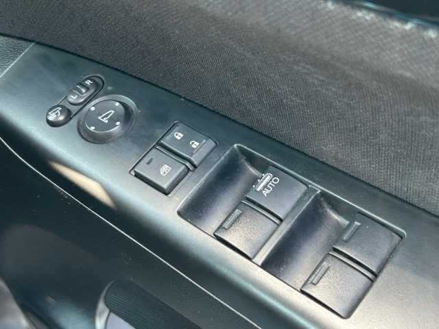 ホンダ Ｎ ＢＯＸ カスタム G Lパッケージ 千葉県 2013(平25)年 8.8万km クリスタルブラックパール 社外メモリナビ/CD/DVD/Bluetooth/フルセグTV/バックカメラ/ETC/片側パワースライドドア/プッシュスタート/スマートキー/スペアキー×１/ステアリングスイッチ/オートライト/ウインカーミラー/横滑り防止装置/社外14インチアルミホイール