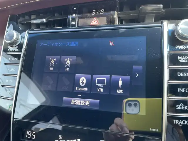 トヨタ ハリアー エレガンス 石川県 2016(平28)年 5.9万km ホワイトパールクリスタルシャイン ワンオーナー/メーカー純正ナビ/フルセグTV/バックカメラ/ドライブレコーダー/ETC/スマートキー/プッシュスタート/電動ミラー/LEDライト/純正アルミホイール/ハーフレザーシート/保証書