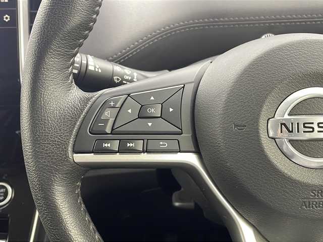 日産 セレナ ハイウェイスター V 栃木県 2020(令2)年 2.5万km ブリリアントホワイトパール 純正10インチSDナビ/ 【AM/FM/CD/DVD/SD/BT/フルセグTV】/全方位カメラ/プロパイロット/車線逸脱警報/車線逸脱防止支援/後側方車両検知警報/後側方衝突防止支援/速度標識表示/道路標識表示/エマージェンシーブレーキ/ブラインドスポットモニター/リアトリフィックアラート/純正フリップダウンモニター/純正ドライブレコーダー 前方/両側パワースライドドア/BUSOUエアロ　フロント/リア/リアアンダー/TEIN車高調/横滑り防止装置/純正ドアバイザー/社外フロアマット/ETC/取扱説明書/純正足回り車載