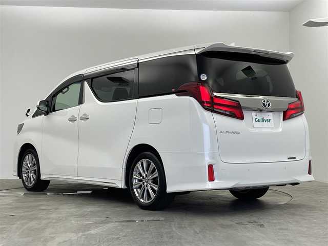トヨタ アルファード S タイプゴールドⅢ 群馬県 2023(令5)年 2.2万km ホワイトパールクリスタルシャイン フリップダウンモニター　ツインムーンルーフ　純正９インチディスプレイオーディオ　バックカメラ　レーダークルーズコントロール　両側パワースライドドア　パワーバックドア　デジタルミラー　ＥＴＣ２．０　禁煙