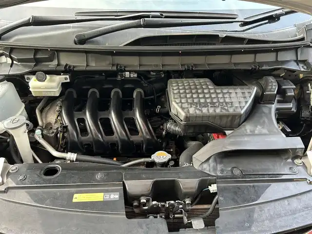 日産 セレナ ハイウェイスター プロパイロットED 栃木県 2017(平29)年 7.5万km カシミヤグレージュ ４WD/エマージェンシーブレーキ/プロパイロット/純正9インチナビ/フルセグTV/Bluetooth/DVD/Blu-ray/USB/TVキャンセラー/純正フリップダウンモニター/両側ハンズフリーパワースライドドア/バックカメラ/ETC/LEDヘッドライト/ドアバイザー/アイドリングストップ/横滑り防止装置/純正15インチAW