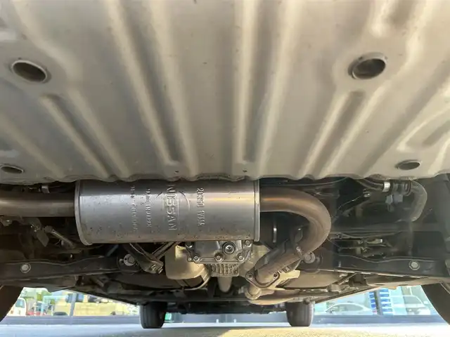 日産 セレナ ハイウェイスター プロパイロットED 栃木県 2017(平29)年 7.5万km カシミヤグレージュ ４WD/エマージェンシーブレーキ/プロパイロット/純正9インチナビ/フルセグTV/Bluetooth/DVD/Blu-ray/USB/TVキャンセラー/純正フリップダウンモニター/両側ハンズフリーパワースライドドア/バックカメラ/ETC/LEDヘッドライト/ドアバイザー/アイドリングストップ/横滑り防止装置/純正15インチAW