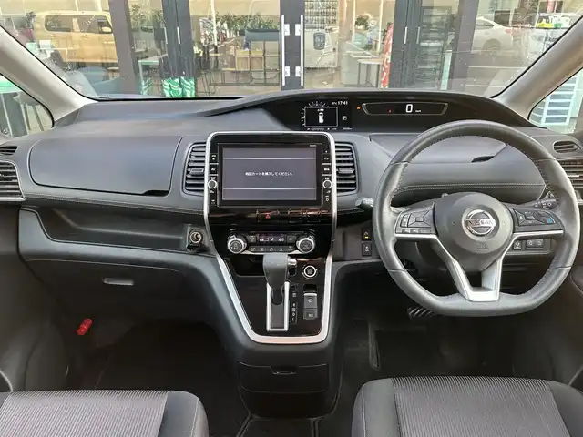 日産 セレナ ハイウェイスター プロパイロットED 栃木県 2017(平29)年 7.5万km カシミヤグレージュ ４WD/エマージェンシーブレーキ/プロパイロット/純正9インチナビ/フルセグTV/Bluetooth/DVD/Blu-ray/USB/TVキャンセラー/純正フリップダウンモニター/両側ハンズフリーパワースライドドア/バックカメラ/ETC/LEDヘッドライト/ドアバイザー/アイドリングストップ/横滑り防止装置/純正15インチAW