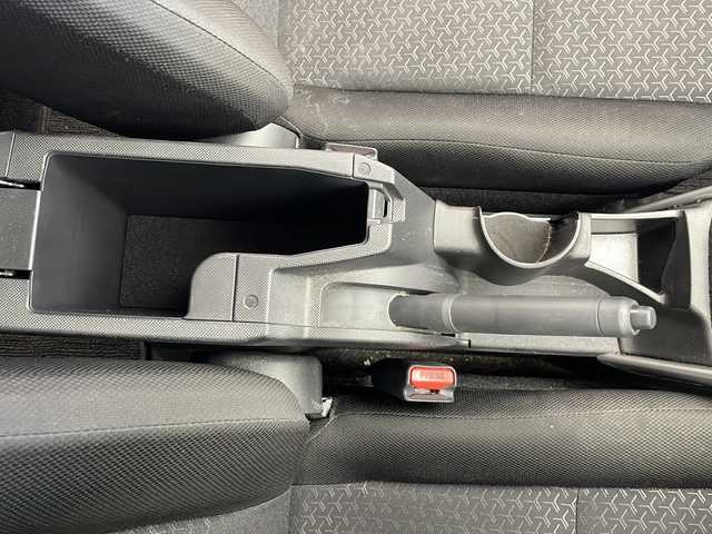 トヨタ ライズ XS 沖縄県 2020(令2)年 7.1万km シャイニングホワイトパール 純正ナビ(NSZT-W66T)/（フルセグTV　DVD　Bluetooth接続　USB）/バックカメラ/ビルトインETC/クリアランスソナー/衝突被害軽減ブレーキ/スマートキー/スペアキー/プッシュスタート/純正フロアマット/LEDヘッドライト/オートライト/アイドリングストップ/ドアバイザー/電動格納ウインカーミラー