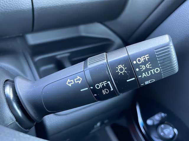 ホンダ Ｎ ＢＯＸ カスタム L 富山県 2023(令5)年 1.4万km クリスタルブラックパール 4WD/禁煙車/純正ディスプレイオーディオ/  (CD/BT/ワンセグTV)/バックカメラ/ホンダセンシング/  衝突軽減ブレーキ(CMBS)/  誤発進抑制機能/  歩行者事故低減ステアリング/  路外逸脱抑制機能/  アダプティブクルーズコントロール(ACC)/  車線維持支援システム(LKAS)/  先行車発進お知らせ機能/  標識認識機能/  後方誤発進抑制機能/  オートハイビーム/  パーキングセンサーシステム/LEDヘッドライト/フォグライト/サイド/カーテンエアバック/後席シートベルト締め忘れ警告灯/片側パワースライドドア/USBソケット/ステアリングリモコン/コーナーセンサー/シートヒーター/ミラーヒーター/ウィンカーミラー/電動格納ミラー/滑り防止装置/ベンチシート/ドアバイザー/純正フロアマット/運転席シートリフター/純正エンジンスターター/スマートキー/エンジンプッシュスタート/スペアキー/純正14インチアルミホイール/純正フロアマット/取扱説明書/保証書/ナビ取説