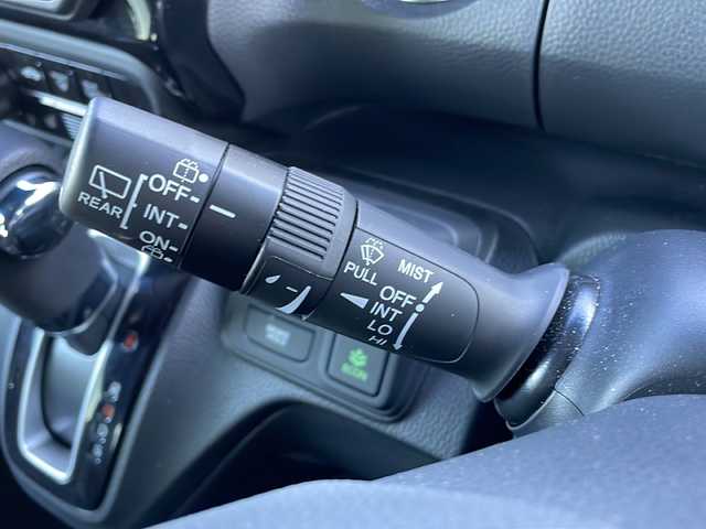 ホンダ Ｎ ＢＯＸ カスタム L 富山県 2023(令5)年 1.4万km クリスタルブラックパール 4WD/禁煙車/純正ディスプレイオーディオ/  (CD/BT/ワンセグTV)/バックカメラ/ホンダセンシング/  衝突軽減ブレーキ(CMBS)/  誤発進抑制機能/  歩行者事故低減ステアリング/  路外逸脱抑制機能/  アダプティブクルーズコントロール(ACC)/  車線維持支援システム(LKAS)/  先行車発進お知らせ機能/  標識認識機能/  後方誤発進抑制機能/  オートハイビーム/  パーキングセンサーシステム/LEDヘッドライト/フォグライト/サイド/カーテンエアバック/後席シートベルト締め忘れ警告灯/片側パワースライドドア/USBソケット/ステアリングリモコン/コーナーセンサー/シートヒーター/ミラーヒーター/ウィンカーミラー/電動格納ミラー/滑り防止装置/ベンチシート/ドアバイザー/純正フロアマット/運転席シートリフター/純正エンジンスターター/スマートキー/エンジンプッシュスタート/スペアキー/純正14インチアルミホイール/純正フロアマット/取扱説明書/保証書/ナビ取説