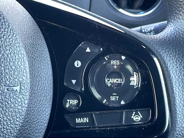 ホンダ Ｎ ＢＯＸ カスタム L 富山県 2023(令5)年 1.4万km クリスタルブラックパール 4WD/禁煙車/純正ディスプレイオーディオ/  (CD/BT/ワンセグTV)/バックカメラ/ホンダセンシング/  衝突軽減ブレーキ(CMBS)/  誤発進抑制機能/  歩行者事故低減ステアリング/  路外逸脱抑制機能/  アダプティブクルーズコントロール(ACC)/  車線維持支援システム(LKAS)/  先行車発進お知らせ機能/  標識認識機能/  後方誤発進抑制機能/  オートハイビーム/  パーキングセンサーシステム/LEDヘッドライト/フォグライト/サイド/カーテンエアバック/後席シートベルト締め忘れ警告灯/片側パワースライドドア/USBソケット/ステアリングリモコン/コーナーセンサー/シートヒーター/ミラーヒーター/ウィンカーミラー/電動格納ミラー/滑り防止装置/ベンチシート/ドアバイザー/純正フロアマット/運転席シートリフター/純正エンジンスターター/スマートキー/エンジンプッシュスタート/スペアキー/純正14インチアルミホイール/純正フロアマット/取扱説明書/保証書/ナビ取説