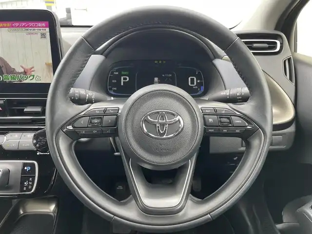 トヨタ アクア Z 富山県 2023(令5)年 1.7万km アーバンカーキ １オーナー／/純正ナビ／/フルセグＴＶ／/Ｂｌｕｅｔｏｏｔｈ／/Ｂカメラ／/ビルトインＥＴＣ２．０／/ＡＣ１００Ｖ電源／/レーダークルコン／/レーンキープアシスト／/セーフティセンス／/オートマチックハイビーム/LEDオートライト/LEDフォグライト/運転席パワーシート/前席シートヒーター／/ハーフレザーシート/社外アルミホイール付スタッドレスタイヤ4本有
