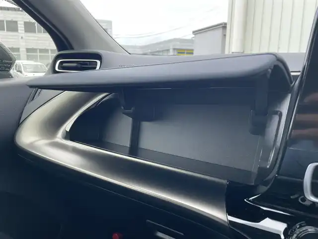 トヨタ アクア Z 富山県 2023(令5)年 1.7万km アーバンカーキ １オーナー／/純正ナビ／/フルセグＴＶ／/Ｂｌｕｅｔｏｏｔｈ／/Ｂカメラ／/ビルトインＥＴＣ２．０／/ＡＣ１００Ｖ電源／/レーダークルコン／/レーンキープアシスト／/セーフティセンス／/オートマチックハイビーム/LEDオートライト/LEDフォグライト/運転席パワーシート/前席シートヒーター／/ハーフレザーシート/社外アルミホイール付スタッドレスタイヤ4本有