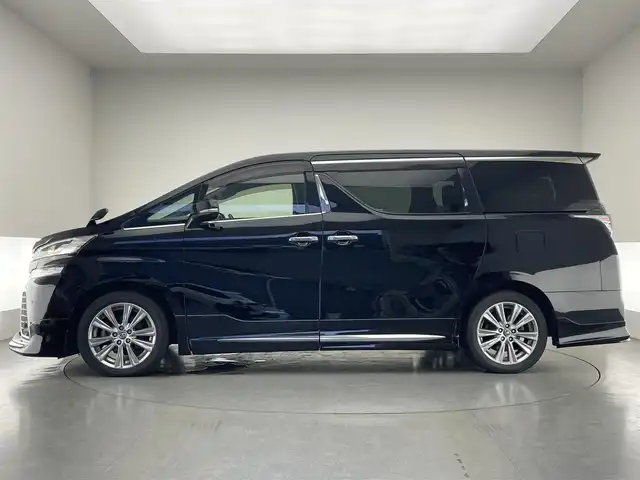 トヨタ ヴェルファイア Z Aエディション ゴールデンアイズ 愛知県 2018(平30)年 2.8万km ブラック 社外１１型ナビ　モデリスタ　バックカメラ　社外後席モニター　両側パワスラ　フルセグＴＶ　追従クルコン　電動リヤゲート　ドラレコ　ＥＴＣ　黒ハーフレザー　ＬＥＤオートライト　フォグ　ｎａｎｏｅ　禁煙車　