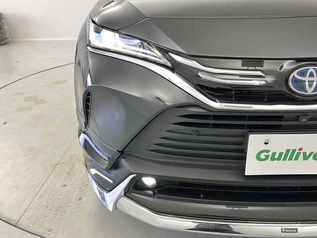 トヨタ ハリアー ハイブリッド Z レザーパッケージ 茨城県 2020(令2)年 4.5万km プレシャスブラックパール パノラマルーフ【調光機能あり】/モデリスタフルエアロ/純正メーカーOPナビ/ (フルセグTV/Bluetooth/USB/Miracast)/パノラミックビューモニター/ビルトインETC2.0/JBLサウンド/デジタルインナーミラー/レザーシート/前席パワーシート【メモリ機能あり】/前席シートヒーター/エアシート/パワーバックドア/ステアリングヒーター/TOYOTA Safety Sense/・レーダークルーズ コントロール/・プリクラッシュセーフティ/・レーントレーシングアシスト/・レーンディパーチャーアラート/・ロードサインアシスト/・先行車発進告知機能/・オートマチックハイビーム/ブラインドスポットモニター/ヘッドアップディスプレイ/横滑り防止装置/スマートキー/社外20インチアルミホイール【モデリスタ】/純正LEDヘッドライト/スペアキー1本/保証書/取扱説明書