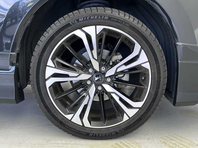 トヨタ ハリアー ハイブリッド Z レザーパッケージ 茨城県 2020(令2)年 4.5万km プレシャスブラックパール パノラマルーフ【調光機能あり】/モデリスタフルエアロ/純正メーカーOPナビ/ (フルセグTV/Bluetooth/USB/Miracast)/パノラミックビューモニター/ビルトインETC2.0/JBLサウンド/デジタルインナーミラー/レザーシート/前席パワーシート【メモリ機能あり】/前席シートヒーター/エアシート/パワーバックドア/ステアリングヒーター/TOYOTA Safety Sense/・レーダークルーズ コントロール/・プリクラッシュセーフティ/・レーントレーシングアシスト/・レーンディパーチャーアラート/・ロードサインアシスト/・先行車発進告知機能/・オートマチックハイビーム/ブラインドスポットモニター/ヘッドアップディスプレイ/横滑り防止装置/スマートキー/社外20インチアルミホイール【モデリスタ】/純正LEDヘッドライト/スペアキー1本/保証書/取扱説明書
